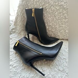 Michael Kors KEKE Black Leather Pointed Toe Stiletto Ankle Boots